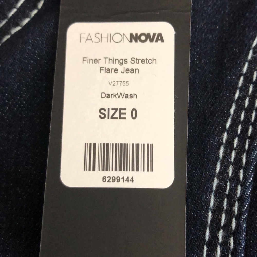 Fashion Nova Jeans Finer Things Stretch Flare Blue SZ 0 NWT - Picture 4 of 9